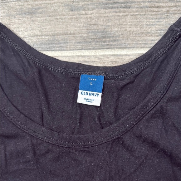 Old Navy Black Relaxed Tank Top - Picture 2 of 3
